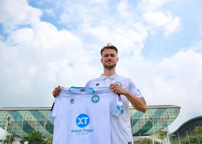 Hình ảnh mô tả các giao dịch tài chính an toàn và minh bạch tại 8kbe tải game
